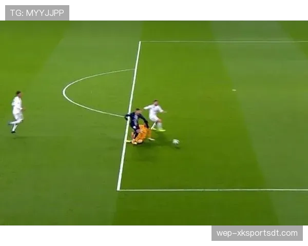 禁区线上的球员算不算禁区内？规则细节全解析