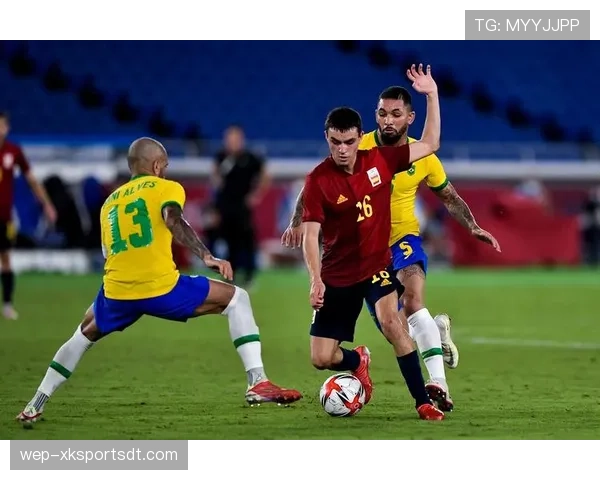 佩德里与蒂亚戈：技术型中场在组织调度与控球逻辑上的核心差异