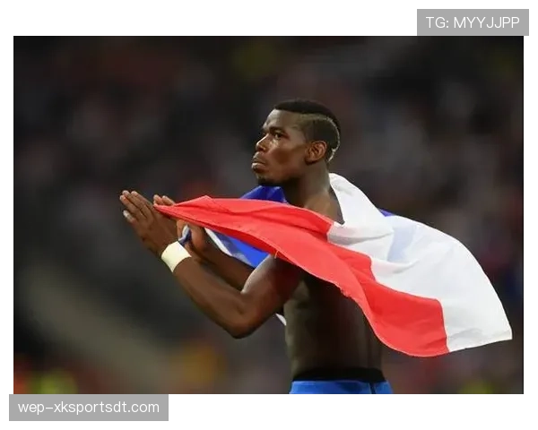 博格巴与坎特中场推进方式分化及其控球偏好演变